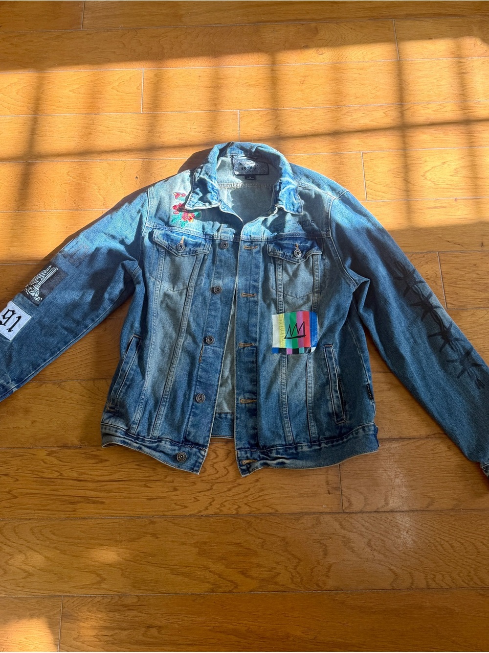 Patch Rock, Mammoth inspo  Blue Denim Jacket with Colorful Patch Accents